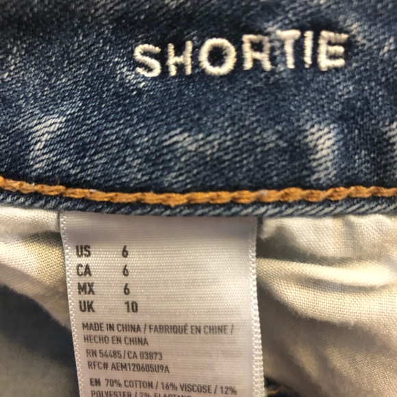 American Eagle Shortie Shorts. Size 6. - Picture 4 of 6